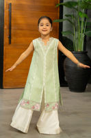 Picture of Zobia Mini