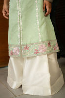 Picture of Zobia Mini