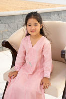 Picture of Elena Mini