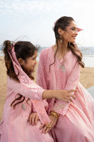 Picture of Elena Mini