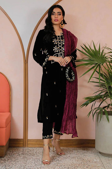 Picture of Dusky Black