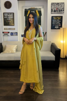 Picture of Syra - Style Diaries