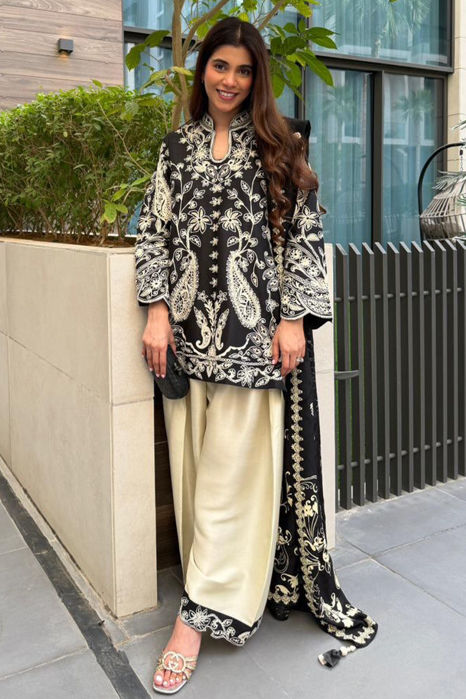 Picture of Nira (Shirt and Pants)