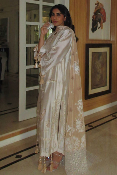 Picture of Maneen (Shirt and Pants)